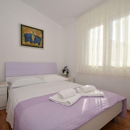 Apartment Smokrovic Starigrad Paklenica Bagian luar foto